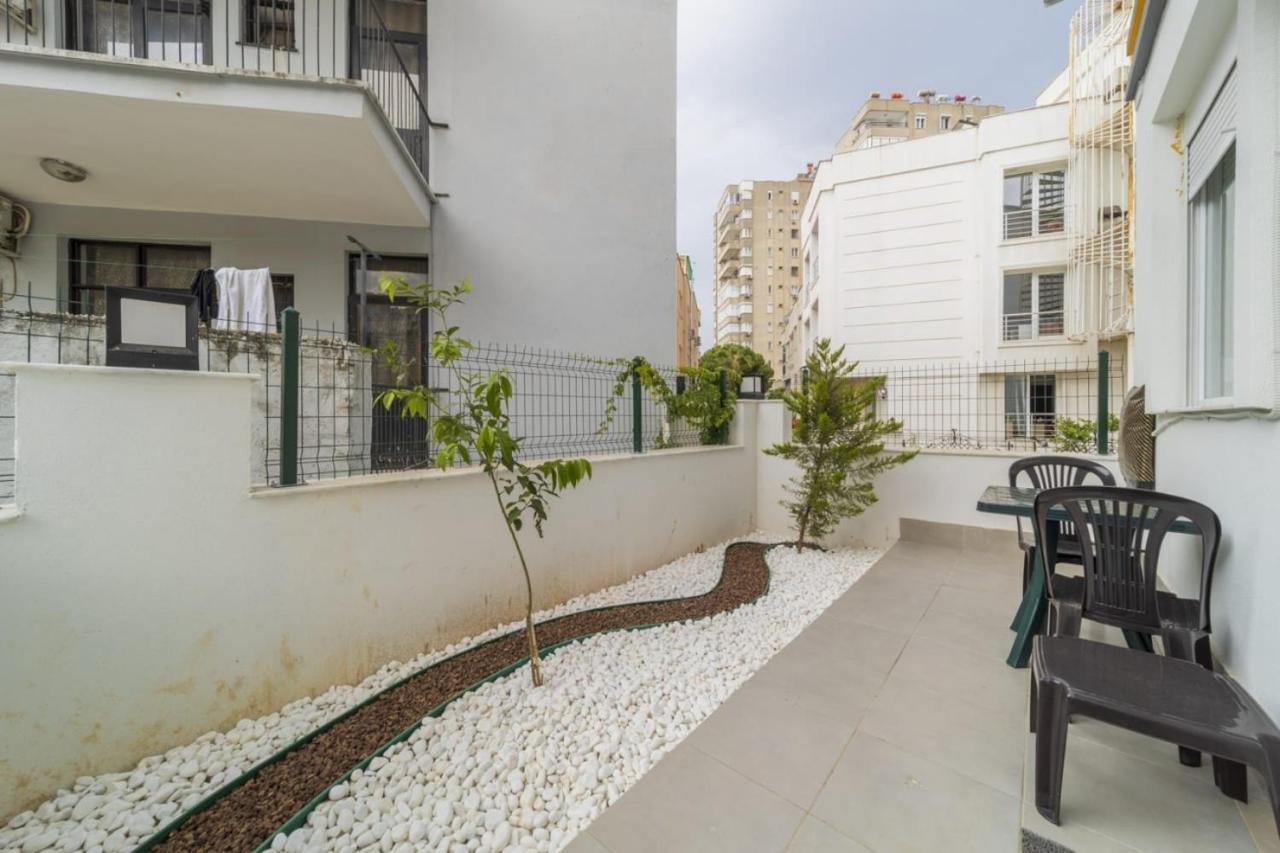 Charming And Central Flat Near Beach In Muratpasa Appartement Antalya Buitenkant foto